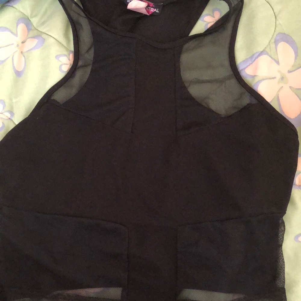 black crop top